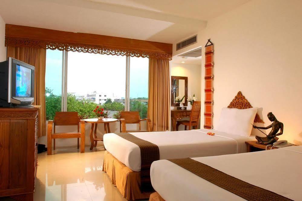 Bansabai Hostelling International Bangkok Zewnętrze zdjęcie